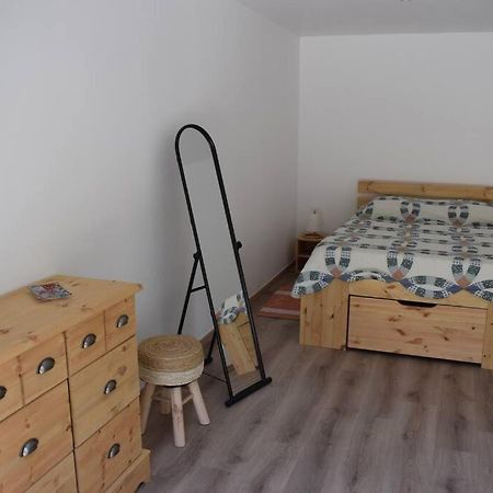 Appartement Neuf Et Independant Dans Rez-De-Villa Vallauris Εξωτερικό φωτογραφία